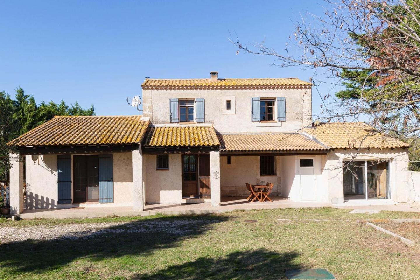 ארל Mas Provencal De 120M2 En Camargue, Avec Piscine Et Parking Inclus, Ideal Pour Des Vacances מראה חיצוני תמונה