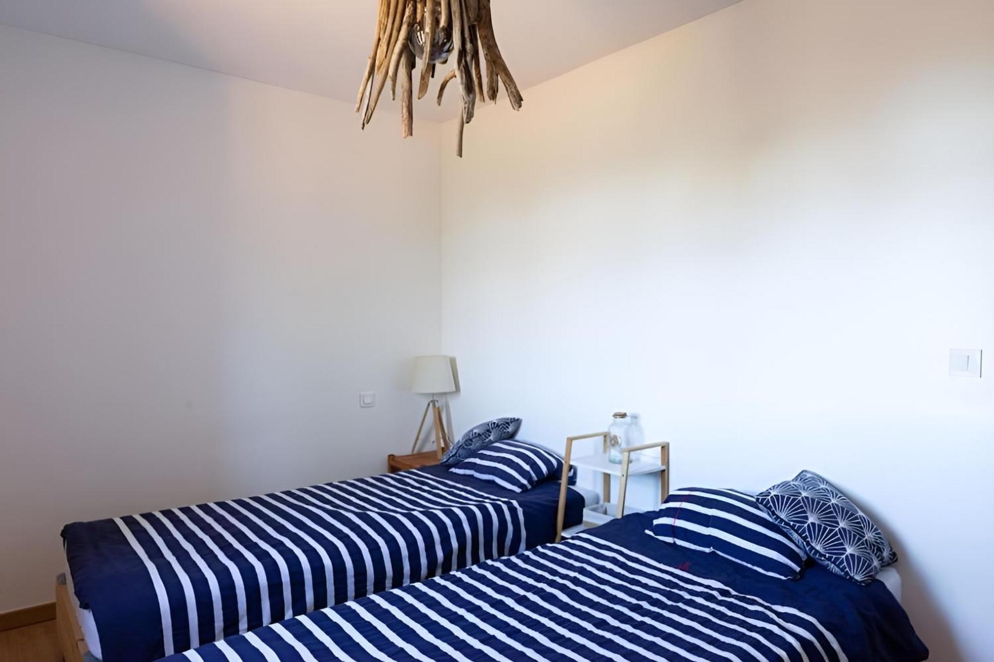 ארל Mas Provencal De 120M2 En Camargue, Avec Piscine Et Parking Inclus, Ideal Pour Des Vacances מראה חיצוני תמונה