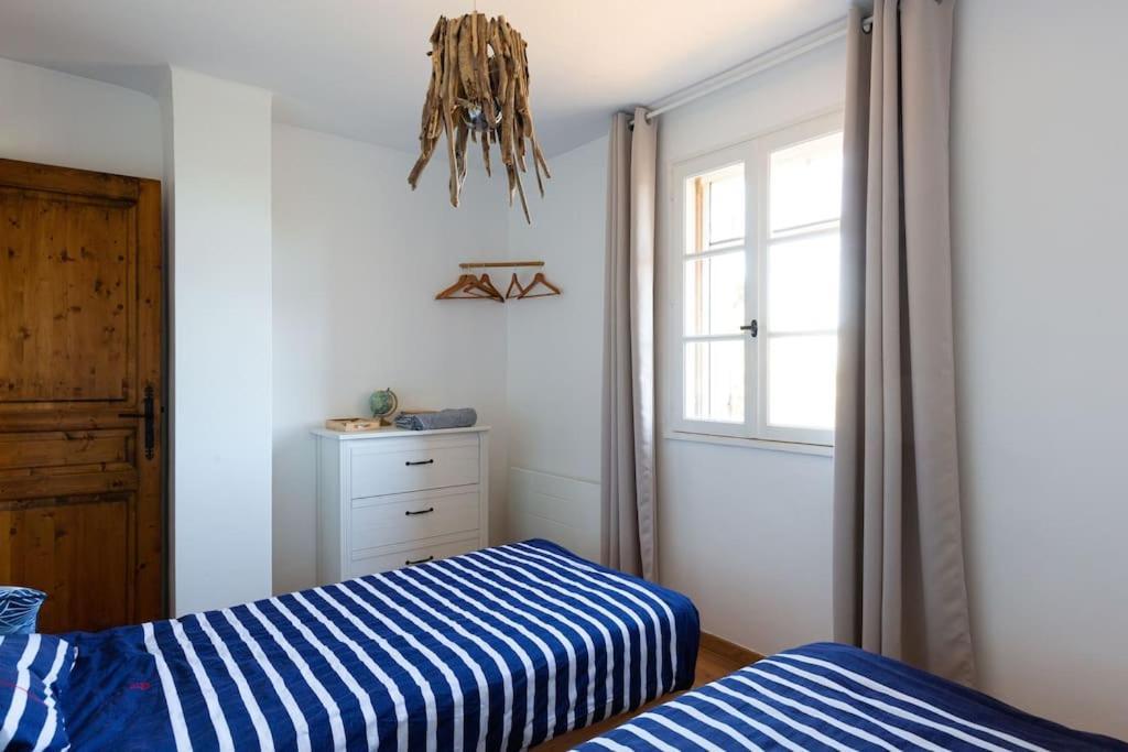 ארל Mas Provencal De 120M2 En Camargue, Avec Piscine Et Parking Inclus, Ideal Pour Des Vacances מראה חיצוני תמונה